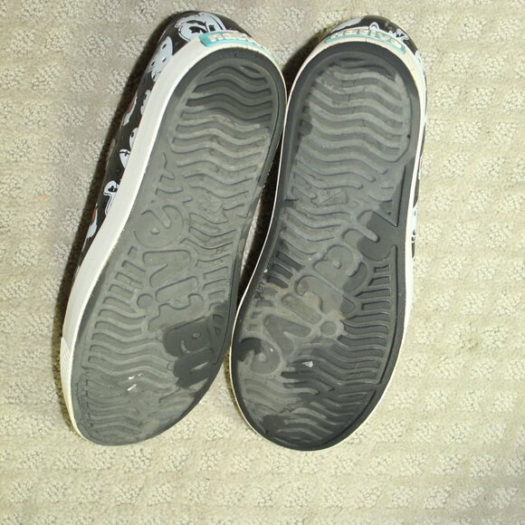 Native Unisex Black Disney Parks Mickey Mouse Rubber W Sz11 M Sz9 Slip On Shoes - Picture 6 of 8